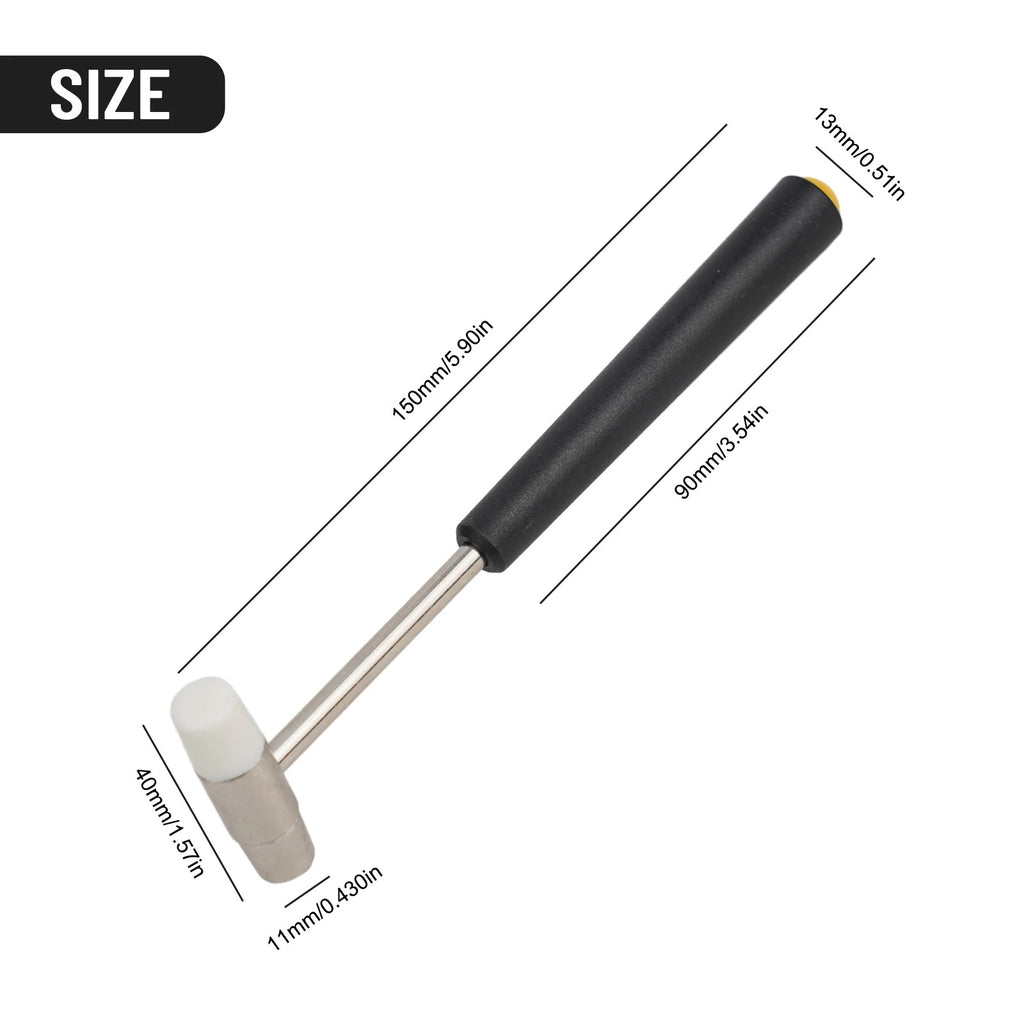 Dimensions du marteau de précision : 150 mm de long, tête de 40 mm, manche de 90 mm